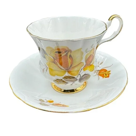 Vtg Royal London Bone China Tea Cup & Saucer Yellow Rose Gold Rim Made England - Picture 1 of 8